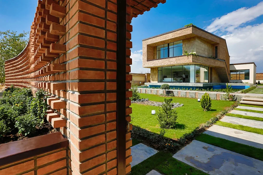 نمای خارجی ویلا افشاریه